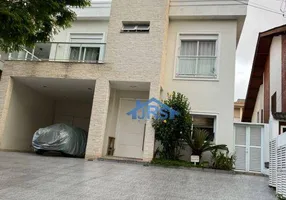 Foto 1 de Casa de Condomínio com 4 Quartos à venda, 300m² em Alphaville, Santana de Parnaíba