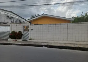 Foto 1 de Casa com 3 Quartos à venda, 150m² em Gilberto Mestrinho, Manaus