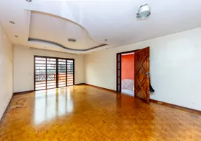 Foto 1 de Casa com 3 Quartos à venda, 230m² em Vila Guarani, São Paulo