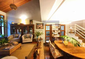 Foto 1 de Casa de Condomínio com 3 Quartos para venda ou aluguel, 278m² em Vila Oliveira, Mogi das Cruzes