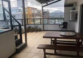 Foto 1 de Apartamento com 3 Quartos à venda, 242m² em Centro, Guarapari