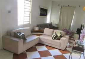 Foto 1 de Casa com 3 Quartos à venda, 130m² em Colégio Batista, Belo Horizonte