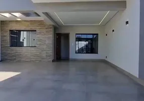 Foto 1 de Casa com 3 Quartos à venda, 200m² em Bom Jardim, Maringá