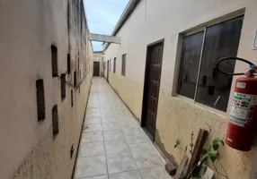 Foto 1 de Apartamento com 1 Quarto para alugar, 30m² em Virgem Santa, Macaé