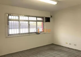 Foto 1 de Sala Comercial para alugar, 30m² em Parada Inglesa, São Paulo