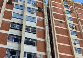 Foto 1 de Apartamento com 3 Quartos para alugar, 116m² em Soledade, Recife