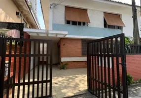 Foto 1 de Casa com 3 Quartos à venda, 125m² em Gonzaga, Santos