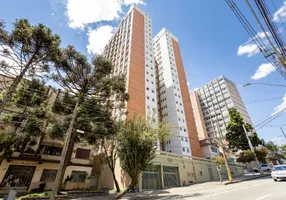 Foto 1 de Apartamento com 3 Quartos para venda ou aluguel, 140m² em Alto, Curitiba