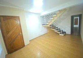 Foto 1 de Sobrado com 3 Quartos para venda ou aluguel, 176m² em Vila Junqueira, Santo André