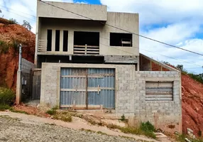 Foto 1 de Sobrado com 3 Quartos à venda, 550m² em Residência, Juiz de Fora