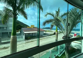 Foto 1 de Apartamento com 2 Quartos à venda, 76m² em Praia De Palmas, Governador Celso Ramos