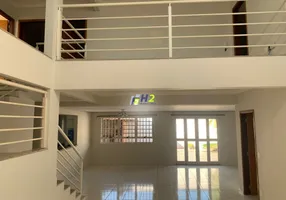 Foto 1 de Sobrado com 4 Quartos à venda, 260m² em Alto Higienopolis, Bauru