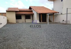Foto 1 de Casa com 2 Quartos à venda, 70m² em Paranaguamirim, Joinville