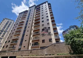 Foto 1 de Apartamento com 3 Quartos para alugar, 130m² em São Benedito, Poços de Caldas