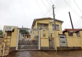 Foto 1 de Casa com 2 Quartos à venda, 251m² em Nonoai, Porto Alegre