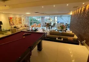 Foto 1 de Apartamento com 4 Quartos à venda, 427m² em Horto Florestal, Salvador