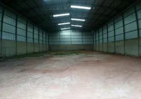 Foto 1 de Galpão/Depósito/Armazém à venda, 1500m² em Distrito Industrial, Uberlândia