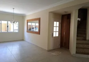 Foto 1 de Casa com 3 Quartos para alugar, 334m² em Aurora, Londrina