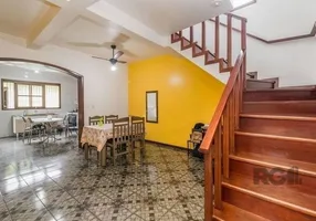 Foto 1 de Casa com 3 Quartos à venda, 299m² em Santa Rosa de Lima, Porto Alegre