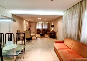 Foto 1 de Casa com 4 Quartos à venda, 245m² em Palmeiras, Belo Horizonte