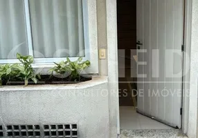 Foto 1 de Casa de Condomínio com 2 Quartos à venda, 78m² em Campo Grande, São Paulo