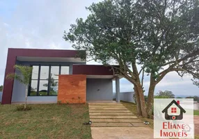 Foto 1 de Casa de Condomínio com 4 Quartos à venda, 196m² em , Paranapanema