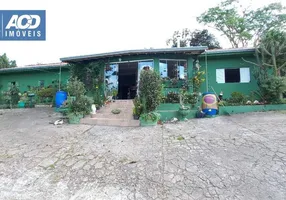 Foto 1 de Fazenda/Sítio com 3 Quartos para venda ou aluguel, 300m² em Chácaras Copaco, Arujá