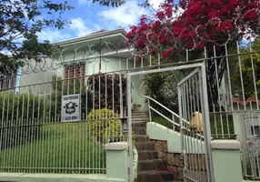 Foto 1 de Casa com 3 Quartos à venda, 130m² em Cristo Redentor, Porto Alegre