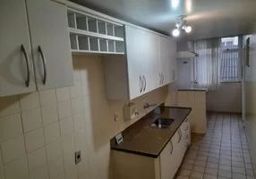 Foto 1 de Apartamento com 2 Quartos à venda, 80m² em Bingen, Petrópolis