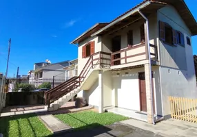 Foto 1 de Casa com 2 Quartos para alugar, 42m² em Pinheirinho, Criciúma