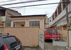 Foto 1 de Casa com 2 Quartos à venda, 65m² em Vila Iara, São Gonçalo