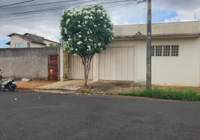 Foto 1 de  com 4 Quartos à venda, 315m² em Alto Umuarama, Uberlândia