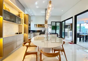 Foto 1 de Casa de Condomínio com 3 Quartos para alugar, 305m² em PORTAL DO SOL GREEN, Goiânia
