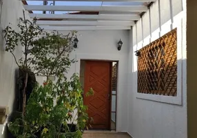 Foto 1 de Casa com 4 Quartos para venda ou aluguel, 212m² em Brooklin, São Paulo