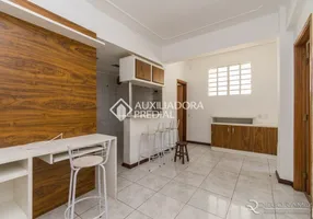 Foto 1 de Apartamento com 1 Quarto à venda, 37m² em Centro Histórico, Porto Alegre