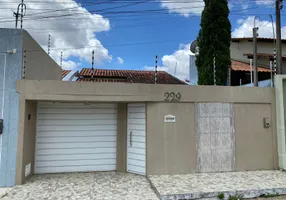 Foto 1 de Casa com 3 Quartos para alugar, 130m² em Jardim Esperanca, Arapiraca