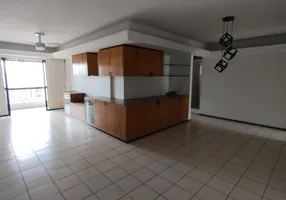 Foto 1 de Apartamento com 3 Quartos para alugar, 118m² em Madalena, Recife