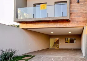 Foto 1 de Casa com 3 Quartos à venda, 179m² em Cidade Jardim, Goiânia