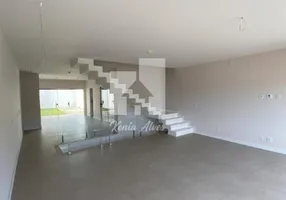 Foto 1 de Casa com 3 Quartos à venda, 205m² em Jardim Amália, Volta Redonda