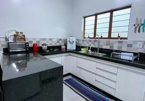 Foto 1 de Casa com 4 Quartos à venda, 181m² em Jardim Ipanema, Sorocaba