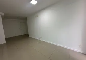 Foto 1 de Apartamento com 2 Quartos para alugar, 78m² em Jacarepaguá, Rio de Janeiro