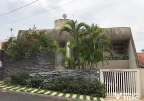 Foto 1 de Casa com 3 Quartos à venda, 350m² em Boa Vista, Uberaba
