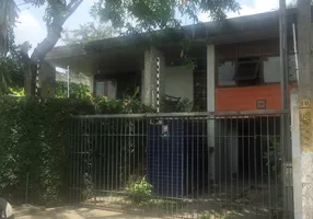 Foto 1 de Casa com 4 Quartos à venda, 215m² em Apipucos, Recife