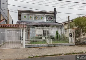 Foto 1 de Sobrado com 3 Quartos à venda, 198m² em Sarandi, Porto Alegre
