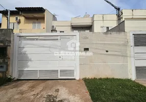 Foto 1 de Sobrado com 3 Quartos à venda, 110m² em Caranda Bosque, Campo Grande