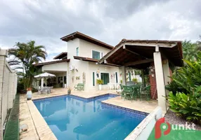 Foto 1 de Casa de Condomínio com 6 Quartos para alugar, 396m² em Ponta Negra, Manaus