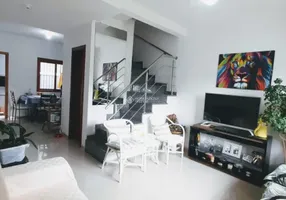 Foto 1 de Casa com 2 Quartos à venda, 79m² em Vila Igará, Canoas
