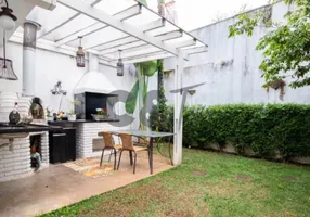 Foto 1 de Casa com 4 Quartos à venda, 280m² em Jardim Prudência, São Paulo