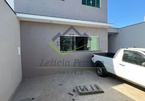 Foto 1 de Casa com 2 Quartos à venda, 85m² em Jardim Quaresmeira, Suzano