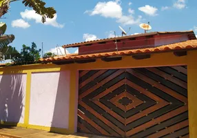 Foto 1 de Casa com 3 Quartos à venda, 232m² em Vila Jardim São Judas Tadeu, Goiânia